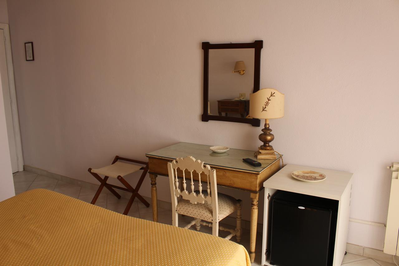 Hotel Villa Mora Giardini Naxos Dış mekan fotoğraf