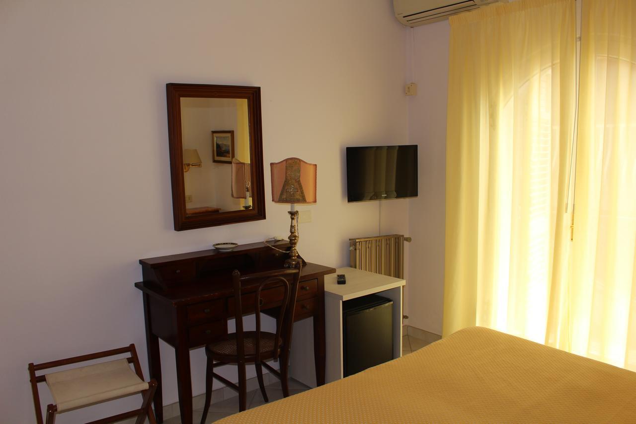 Hotel Villa Mora Giardini Naxos Dış mekan fotoğraf