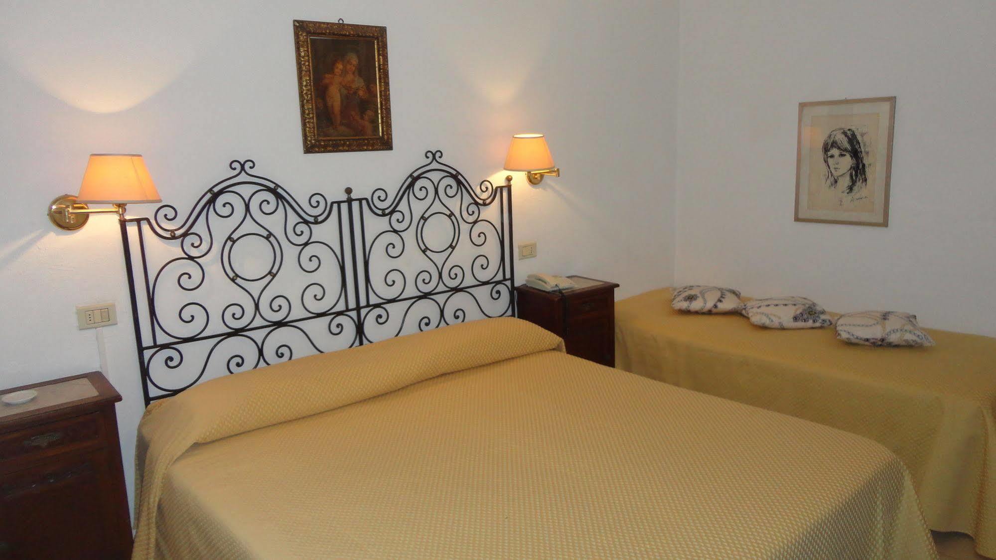 Hotel Villa Mora Giardini Naxos Dış mekan fotoğraf