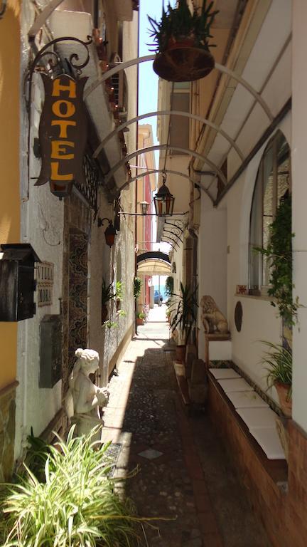 Hotel Villa Mora Giardini Naxos Dış mekan fotoğraf